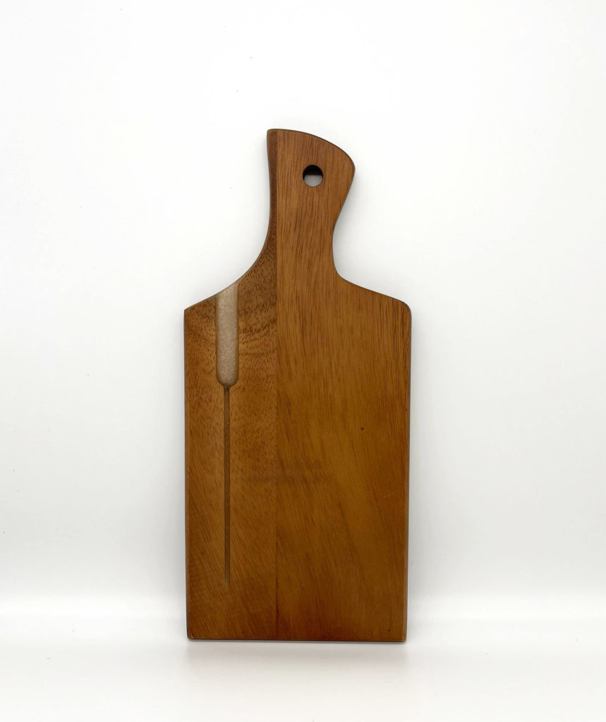 Acacia Cutting Board With Epoxy HOGAR HOME
